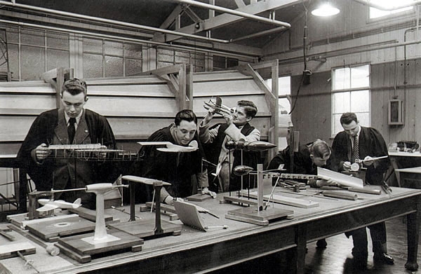 Malcolm Sayer, Jaguar, XJ13, Building The Legend, Neville Swales