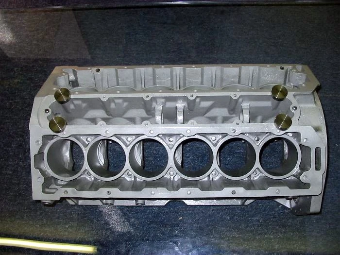 V12, Jaguar, tera, SOHC, quadcam, XJ13, E-Type, Building The Legend